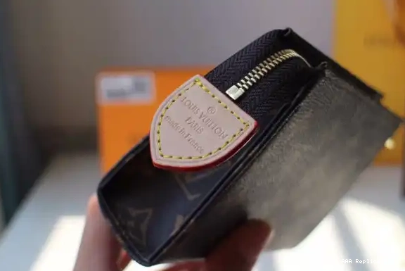 Aaa replica ru 15 VUITTON POUCH LOUIS TOILETRY 0525
